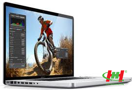 Máy tính xách tay APPLE Macbook Pro MC700ZP/ A